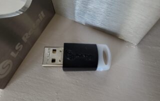 Code Signing Certificate on USB stick